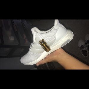 Meet your Posher, Dominic